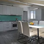 Nekic 3 Lejlighed Cres