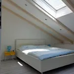 Nekic 3 Apartment