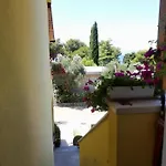 Nekic 3 Apartment
