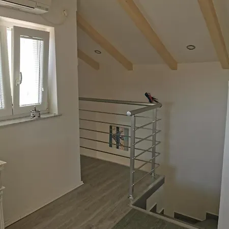 Nekic 3 Apartment