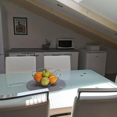 Apartament Nekic 3
